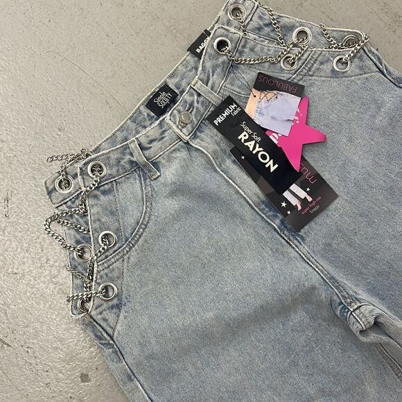 Simple Society  - Picture 3 of 9